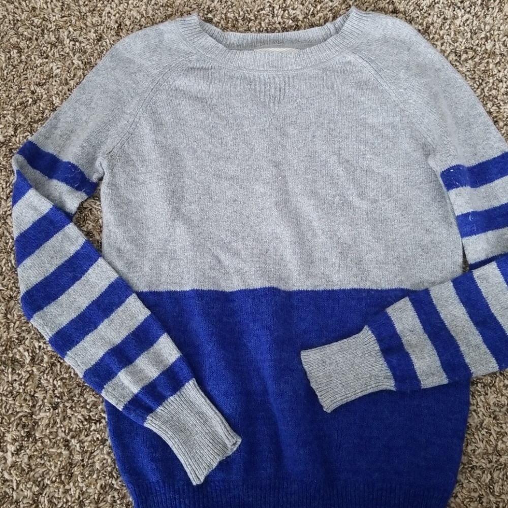 Ruby Moon gray and blue sweater